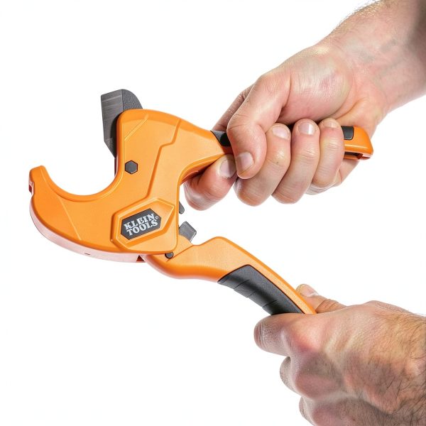 Klein Tools 1-1/4-Inch Ratcheting PVC Pipe Cutter with Die Cast-6